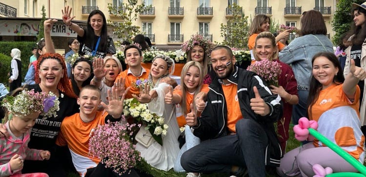 Благотворительная акция с детьми в семейном детском доме