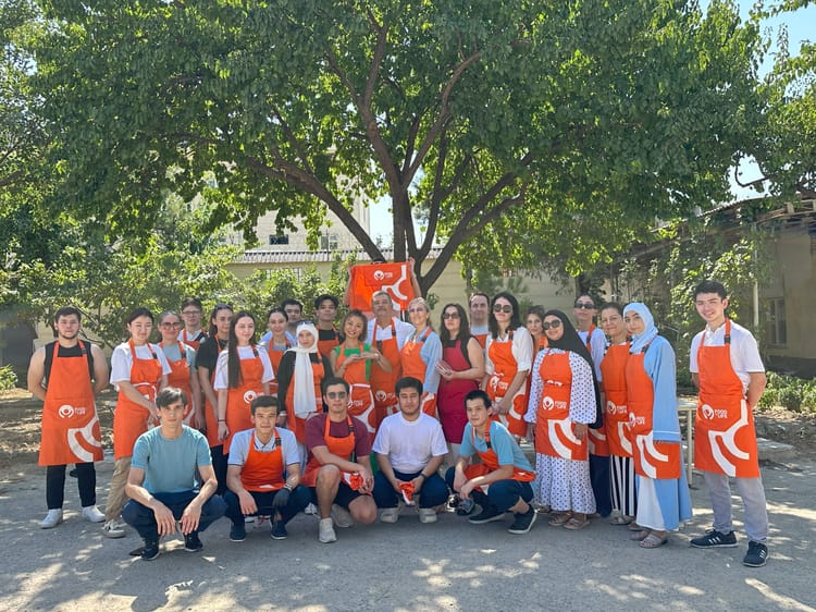 Субботняя благотворительная акция в Шелтере: сделай счастливым другого и стань счастливым сам.